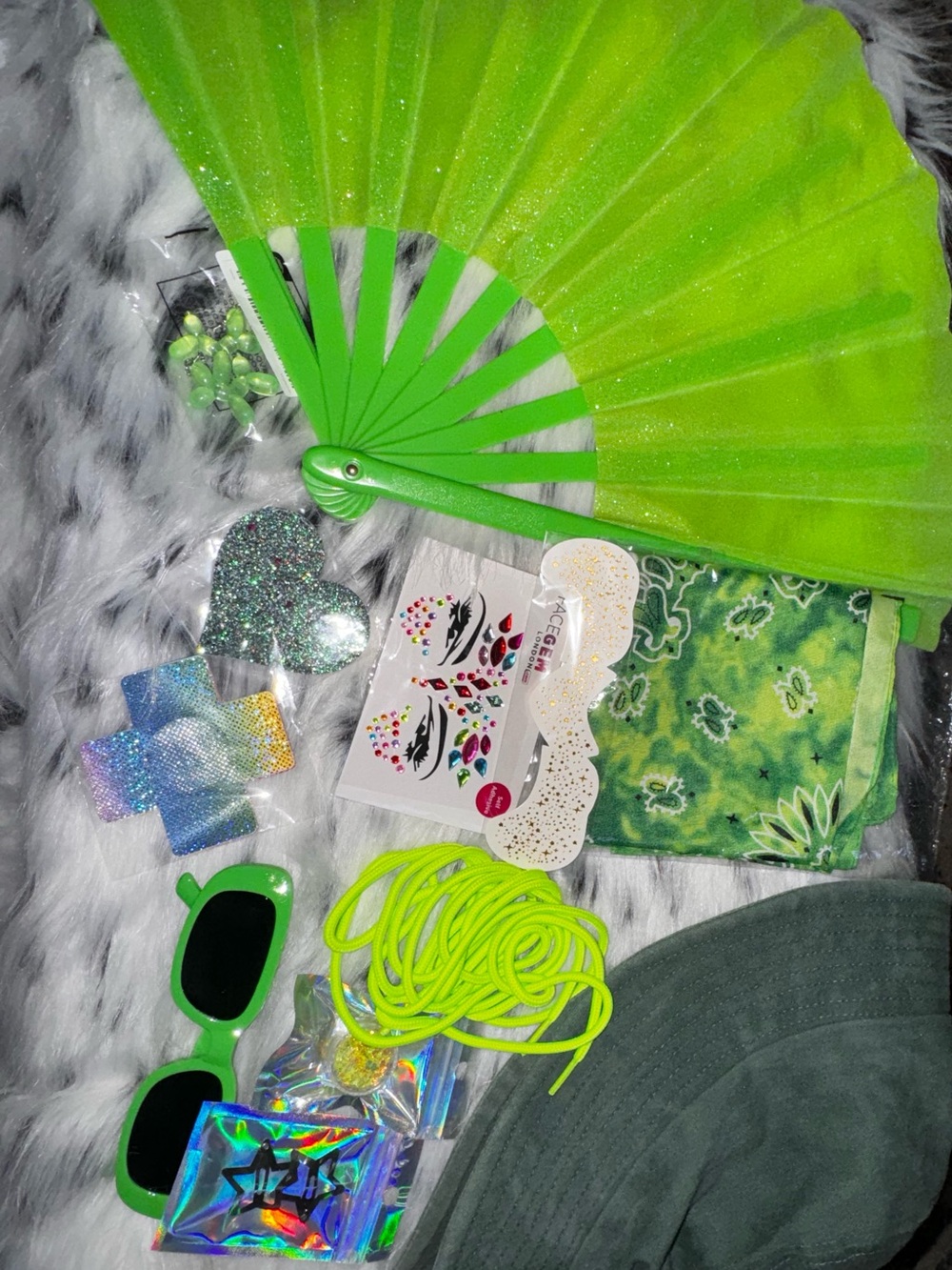 green tie dye marble rave festival outfit